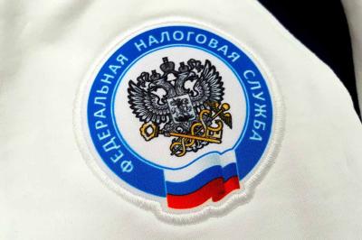 nanesenie-logotipa-FNS-na-tolstovku-sportprintm