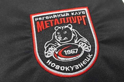 nanesenie-logotipa-metallurg-na-jiletki-sportprintm