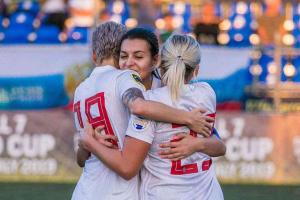 Футбольная форма женской сборной России по Football World 7 FIF7